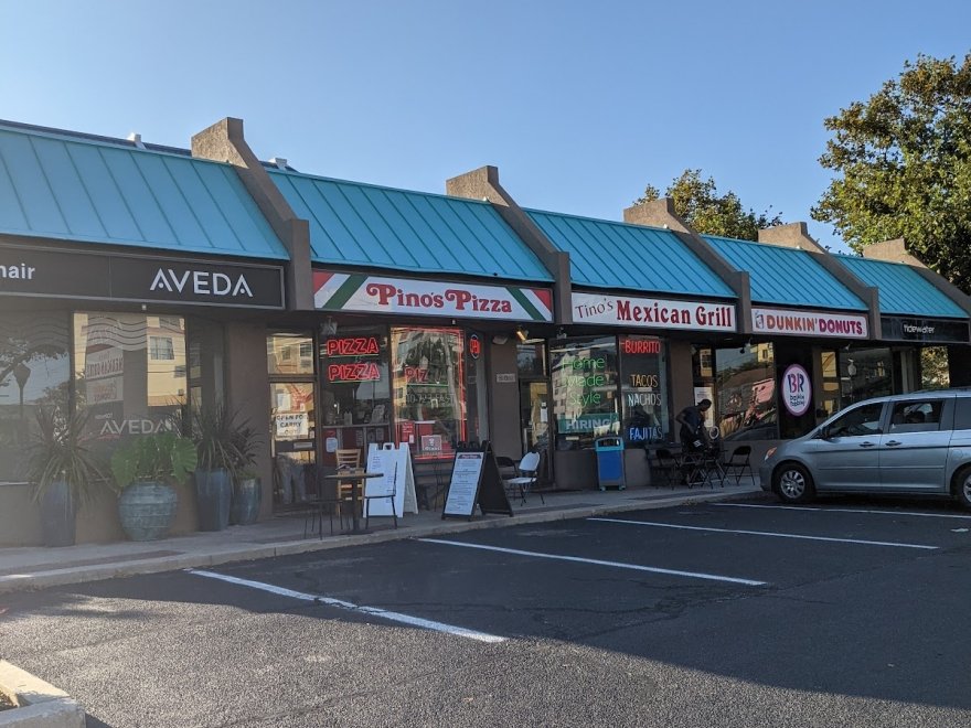 Pino's Pizza